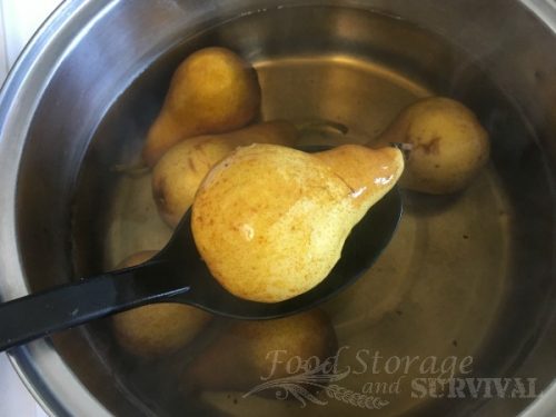 How to dry pears for pear candy! So easy and yummy!
